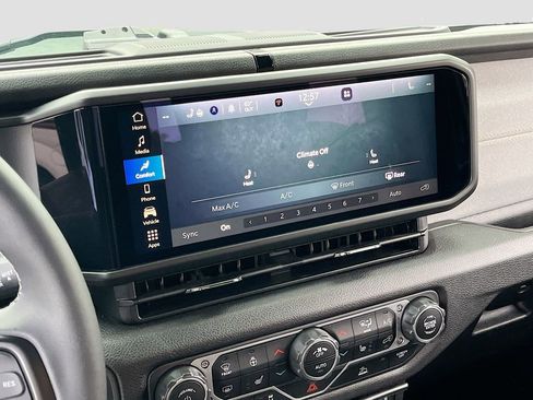 Certified 2025 Jeep Wrangler Sport image 19