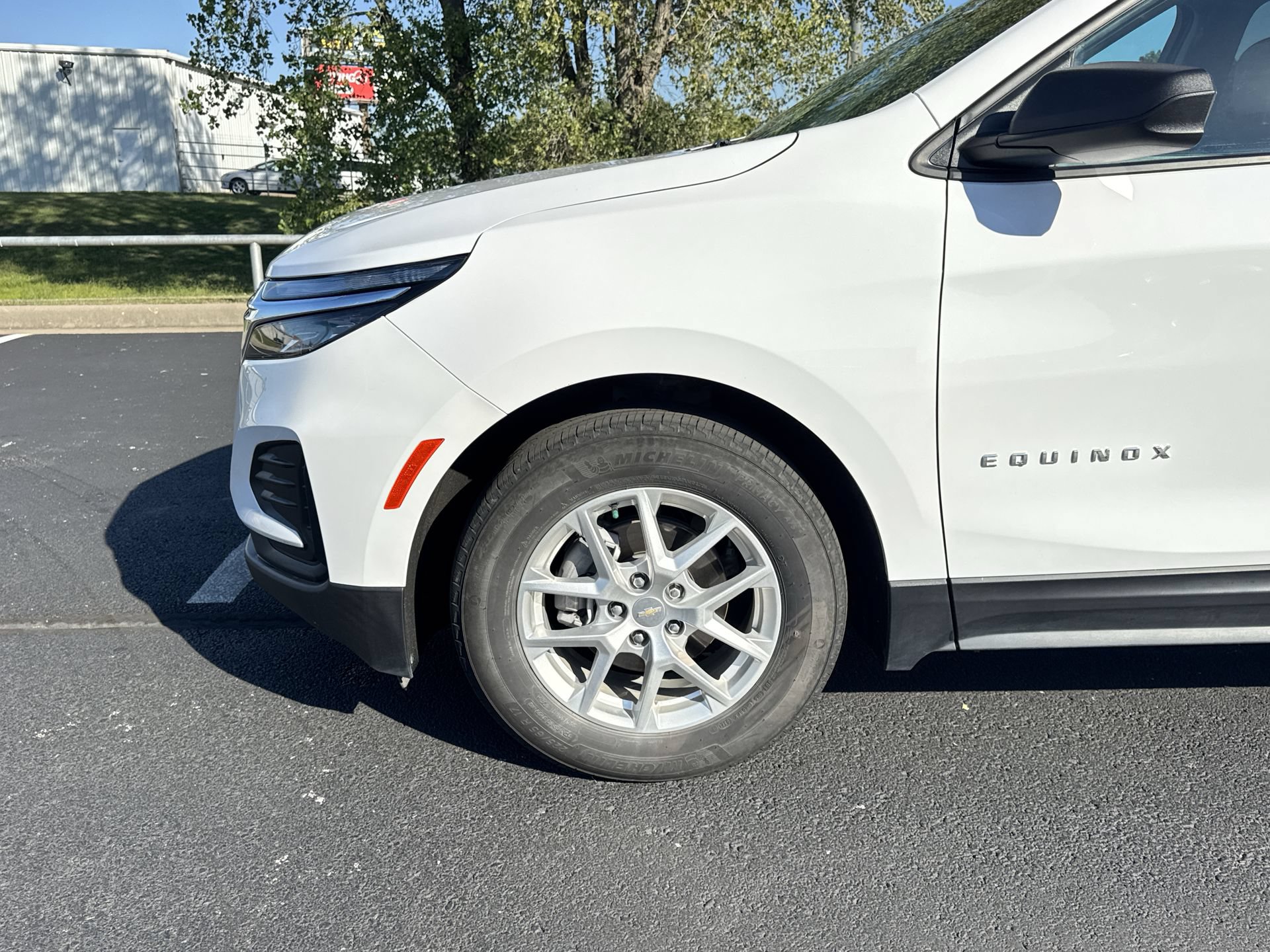 Certified 2024 Chevrolet Equinox LS w/ LS Convenience Package FWD image 10