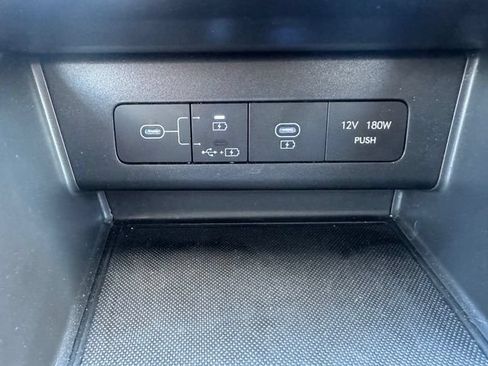 Used 2025 Hyundai Sonata SEL FWD image 32
