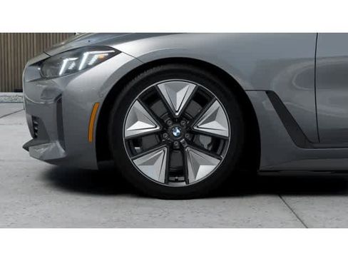 New 2025 BMW i4 xDrive40i w/ Premium Package AWD/4WD image 7