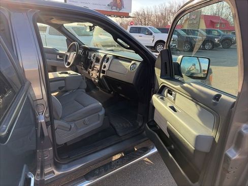 Used 2014 Ford F150 XLT w/ Equipment Group 302A Luxury AWD/4WD image 19