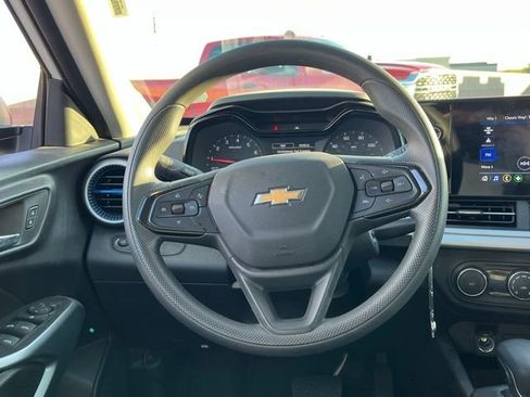 Used 2024 Chevrolet Trax LS image 10
