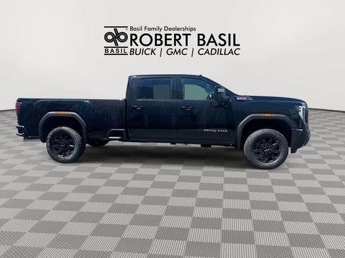 New 2026 GMC Sierra 2500 AT4 w/ AT4 Premium Plus Package AWD/4WD image 9