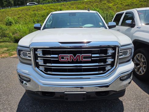 Used 2018 GMC Sierra 1500 SLT AWD/4WD image 2