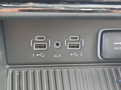 New 2026 Jeep Grand Cherokee Limited AWD/4WD image 16