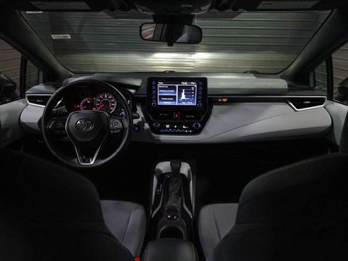 Used 2022 Toyota Corolla SE FWD image 11