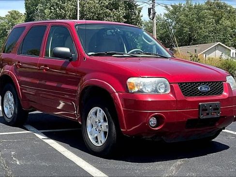Used 2007 Ford Escape Limited AWD/4WD image 2