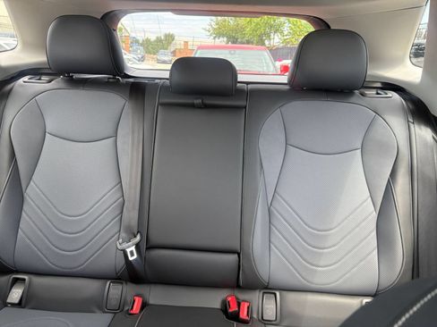 Used 2026 Volkswagen Tiguan SE AWD/4WD image 28