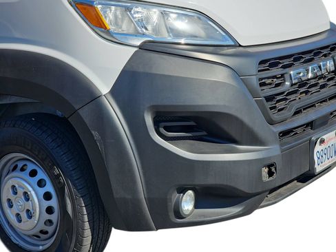 Used 2024 RAM ProMaster 2500 w/ Convenience Group FWD image 9