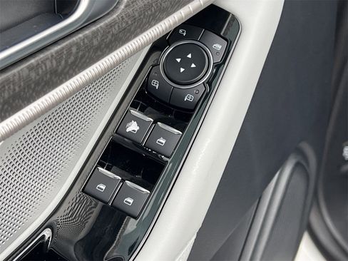 New 2026 Ford Explorer Platinum w/ LUX Leather Package image 19