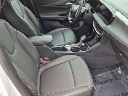 Certified 2024 Buick Encore GX Sport Touring AWD/4WD image 25