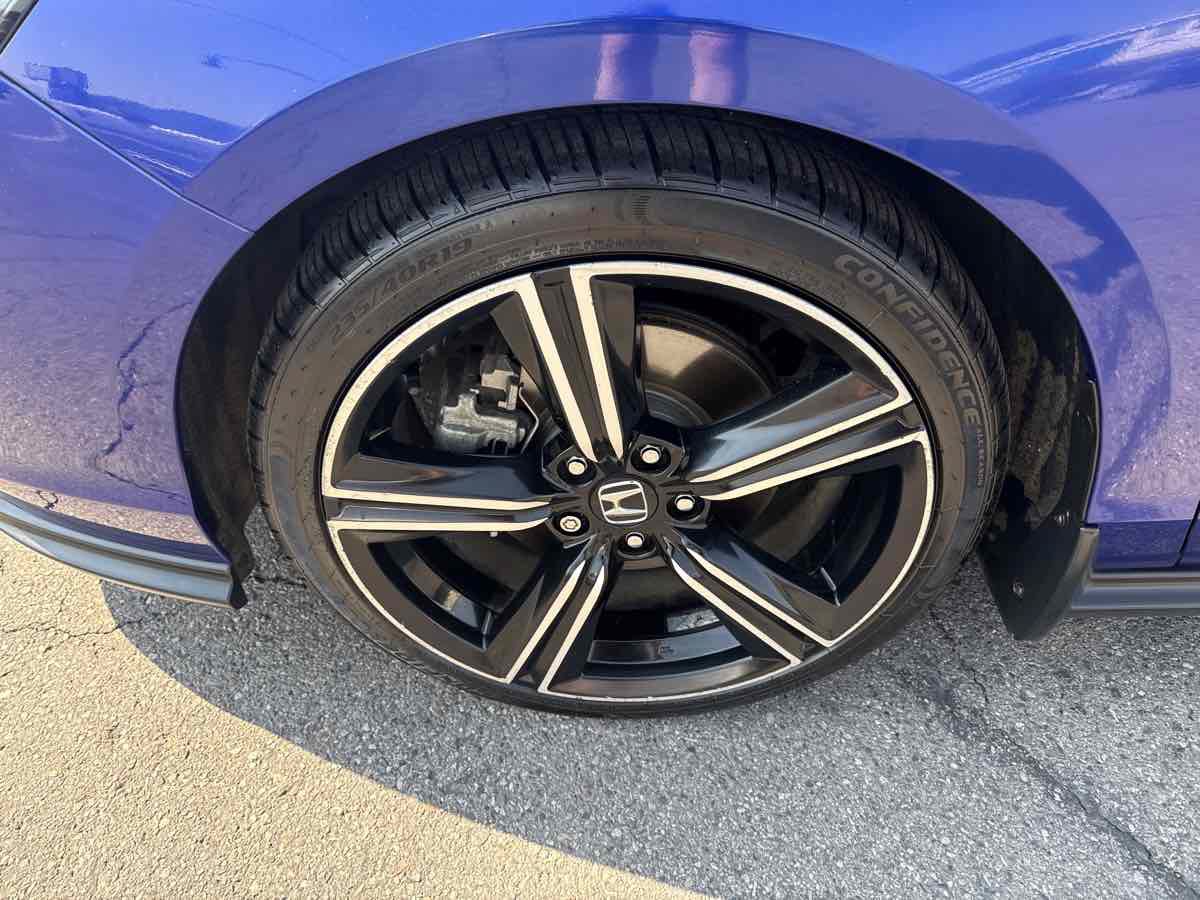 Used 2023 Honda Accord Sport image 10