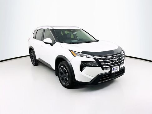 Used 2024 Nissan Rogue SV w/ SV Premium Package AWD/4WD image 1