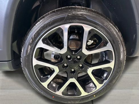Used 2019 Jeep Compass Limited AWD/4WD image 21