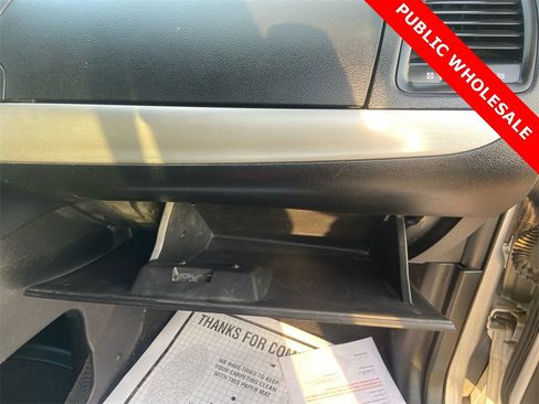 Used 2012 Dodge Grand Caravan R/T image 35