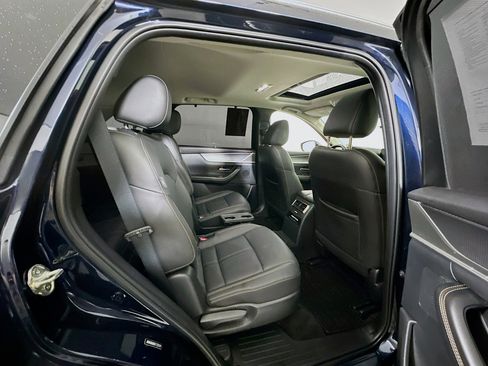 Used 2024 MAZDA CX-90 3.3 Turbo w/ Preferred Package image 32