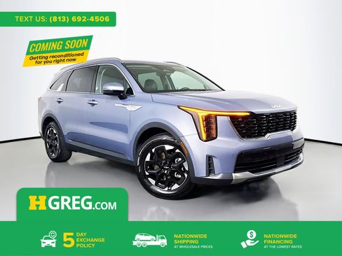 Used 2024 Kia Sorento S image 1