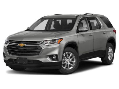 Used 2021 Chevrolet Traverse LT w/ LT Premium Package