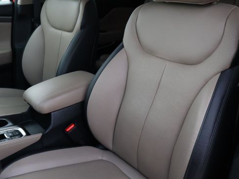 Used 2020 Hyundai Santa Fe Limited image 13