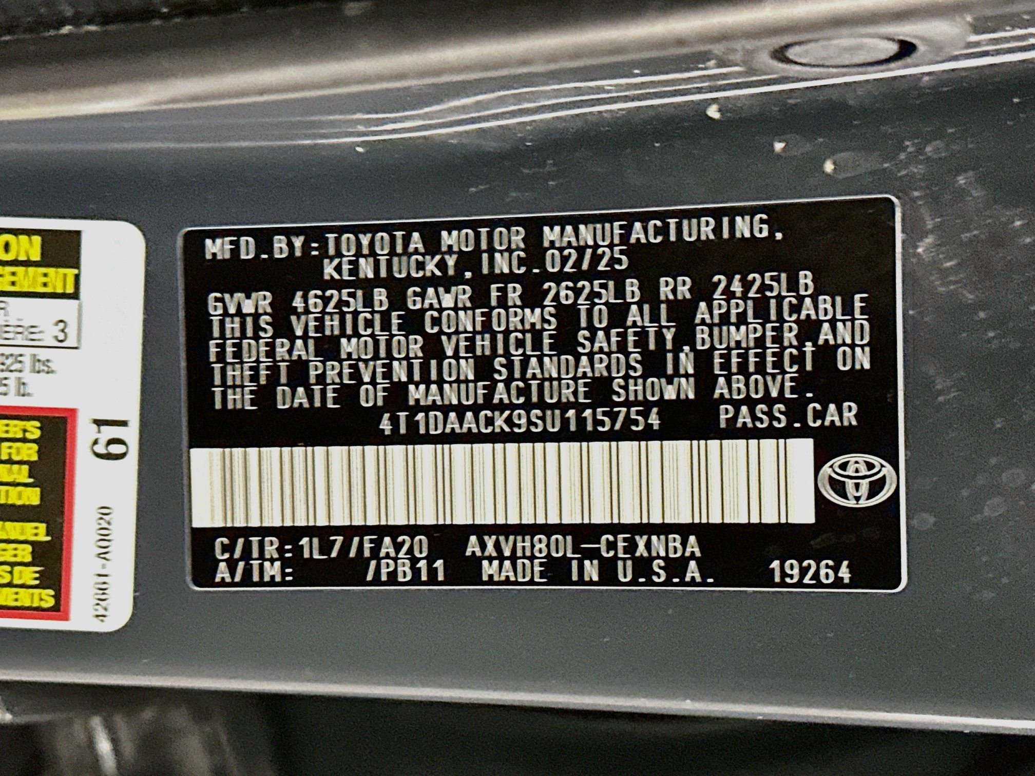 Used 2025 Toyota Camry LE FWD image 12