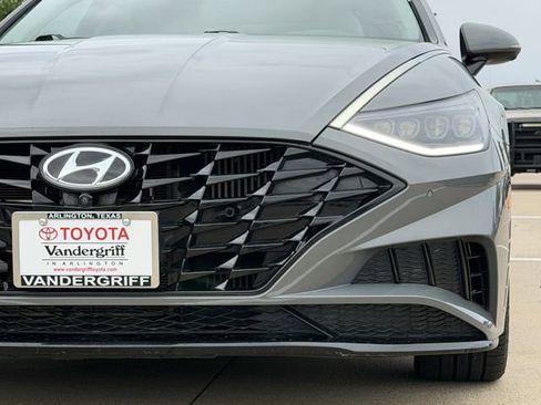 Used 2021 Hyundai Sonata Limited image 9