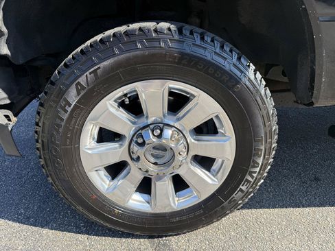 Used 2017 Ford F250 XL w/ Power Equipment Group AWD/4WD image 6