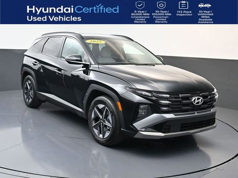 Used 2025 Hyundai Tucson SEL image 1