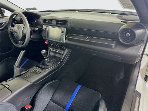 Used 2025 Subaru BRZ tS image 25