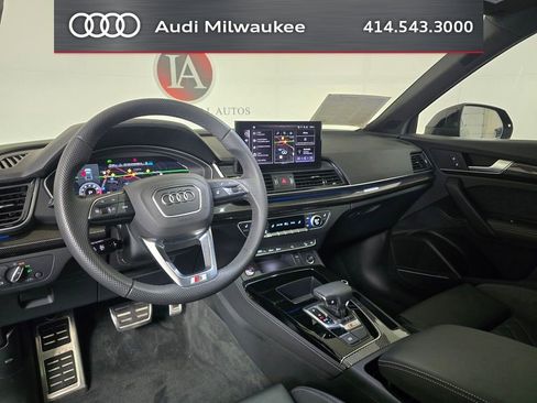 Used 2025 Audi SQ5 Premium Plus AWD/4WD image 23
