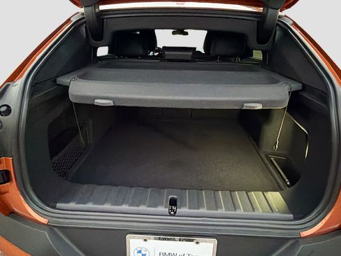 Used 2025 BMW X2 xDrive28i image 12