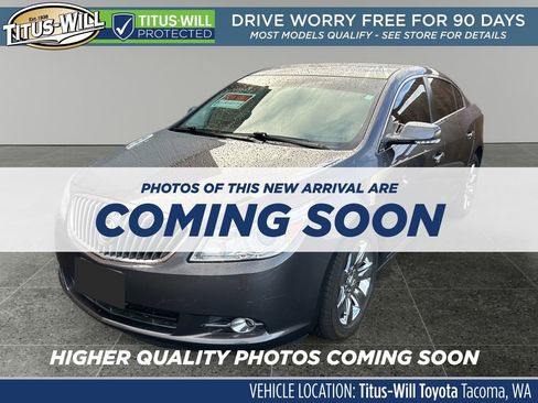 Used 2013 Buick LaCrosse Premium w/ Driver Confidence Package image 2