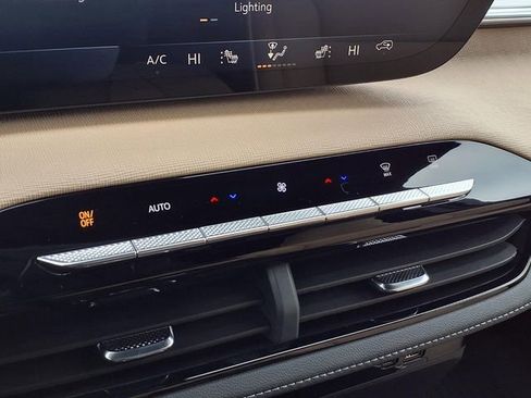 New 2026 Buick Enclave Preferred w/ Super Cruise Package AWD/4WD image 9