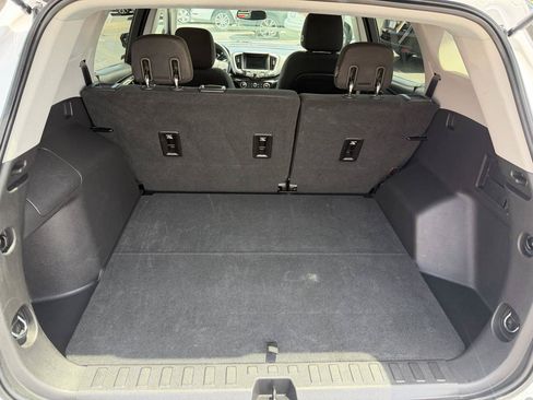 Used 2019 GMC Terrain SLE w/ Driver Convenience Package FWD image 13