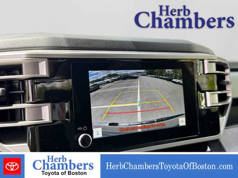 Used 2025 Toyota Tundra SR5 AWD/4WD image 17