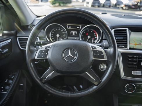 Used 2015 Mercedes-Benz ML 350 4MATIC image 30