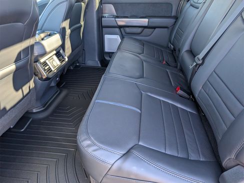 New 2026 Ford F250 Platinum image 29