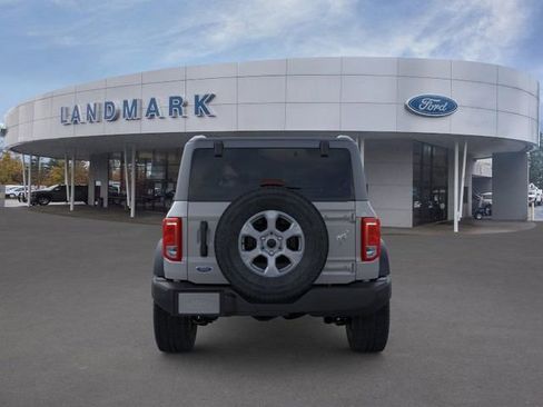 New 2026 Ford Bronco Big Bend image 6