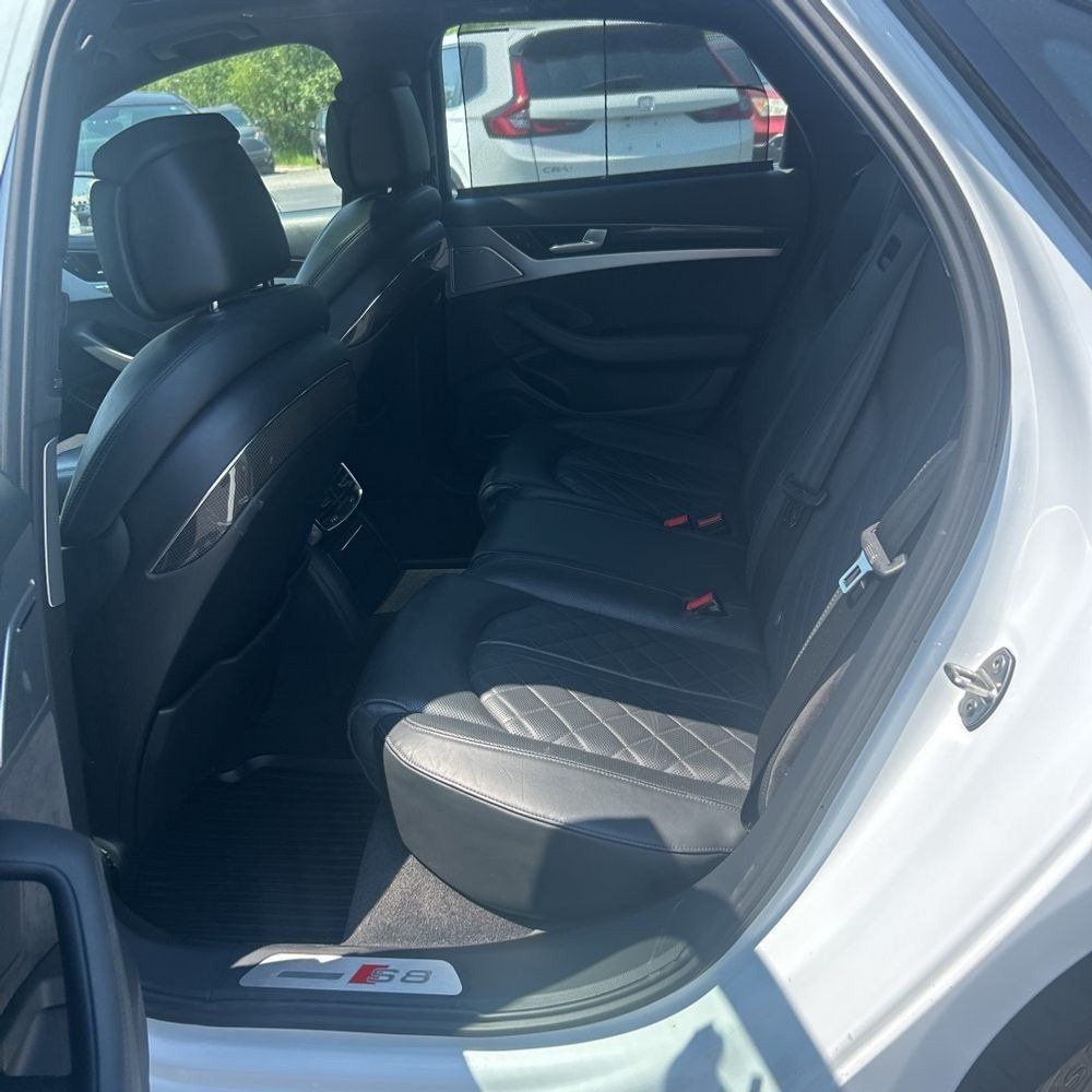 Used 2015 Audi S8 AWD/4WD image 15