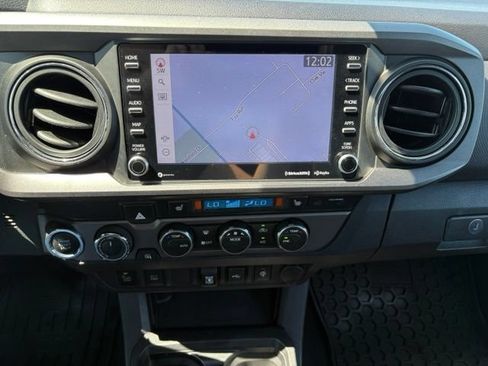 Used 2021 Toyota Tacoma TRD Sport AWD/4WD image 30