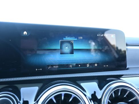 Used 2022 Mercedes-Benz A 220 A 220 image 27