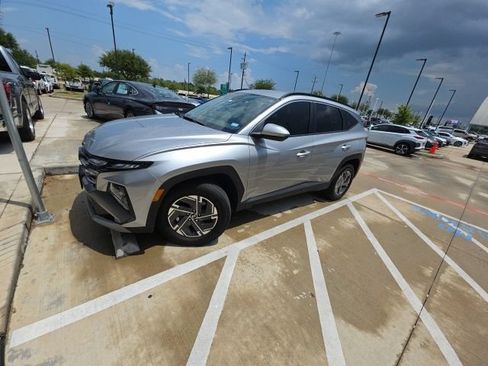 Used 2025 Hyundai Tucson Blue AWD/4WD image 1