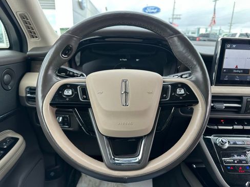 Used 2021 Lincoln Corsair Reserve image 23