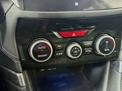 Used 2022 Subaru Forester Touring image 18