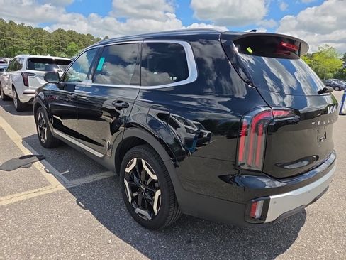 Used 2023 Kia Telluride EX AWD/4WD image 15