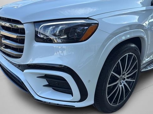 Used 2026 Mercedes-Benz GLS 580 4MATIC image 47