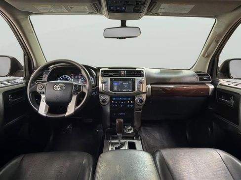 Used 2014 Toyota 4Runner Limited image 30