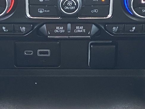 Used 2022 Chevrolet Tahoe Premier image 33