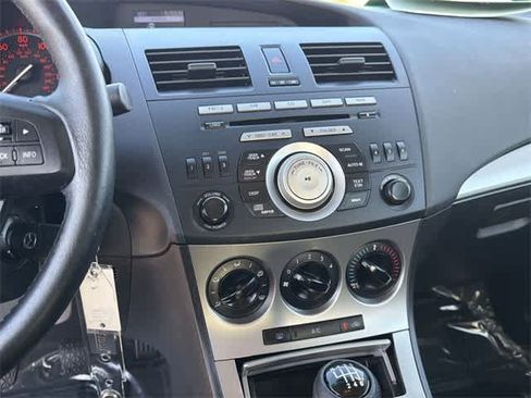 Used 2010 MAZDA MAZDA3 s Sport image 22