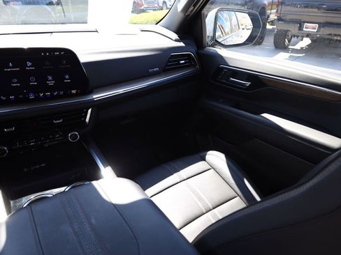 Used 2025 Chevrolet Tahoe High Country w/ Sun And Tow Package AWD/4WD image 21