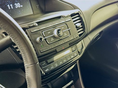 Used 2016 Honda Accord Sport image 8